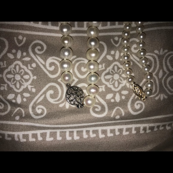 Pearl necklace bundle - Picture 2 of 2